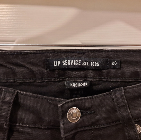 NWOT Lip Service Black Skinny Jeans - Picture 2 of 2